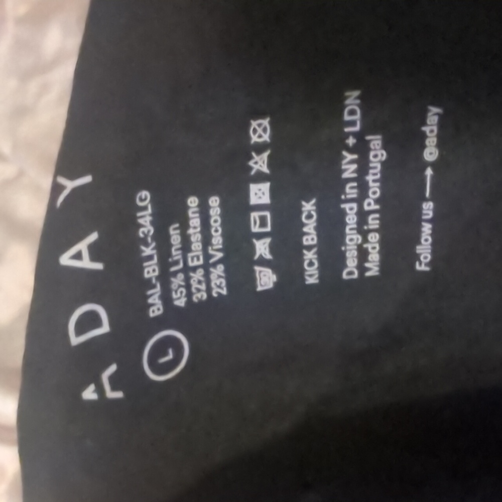 Aday black Kick Back linen pants size L